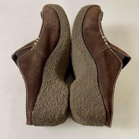 Yellow Box Brown Leather Clogs, Size 6.5 - Picture 6 of 10